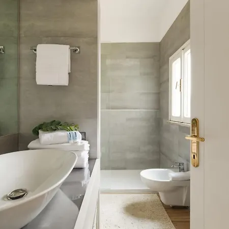 Апартаменты Trilussa Stylish Penthouse *