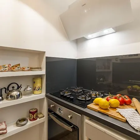 Trilussa Stylish Penthouse Апартаменты *