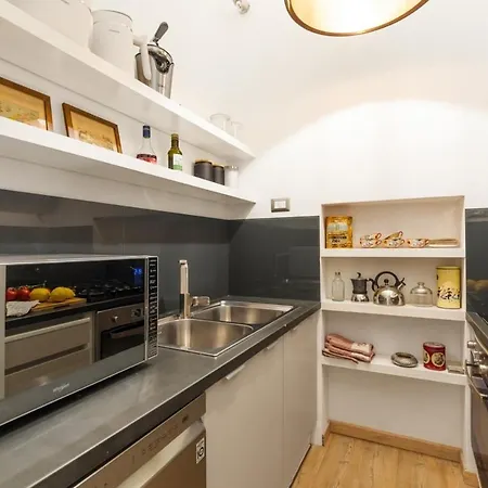 Trilussa Stylish Penthouse Апартаменты